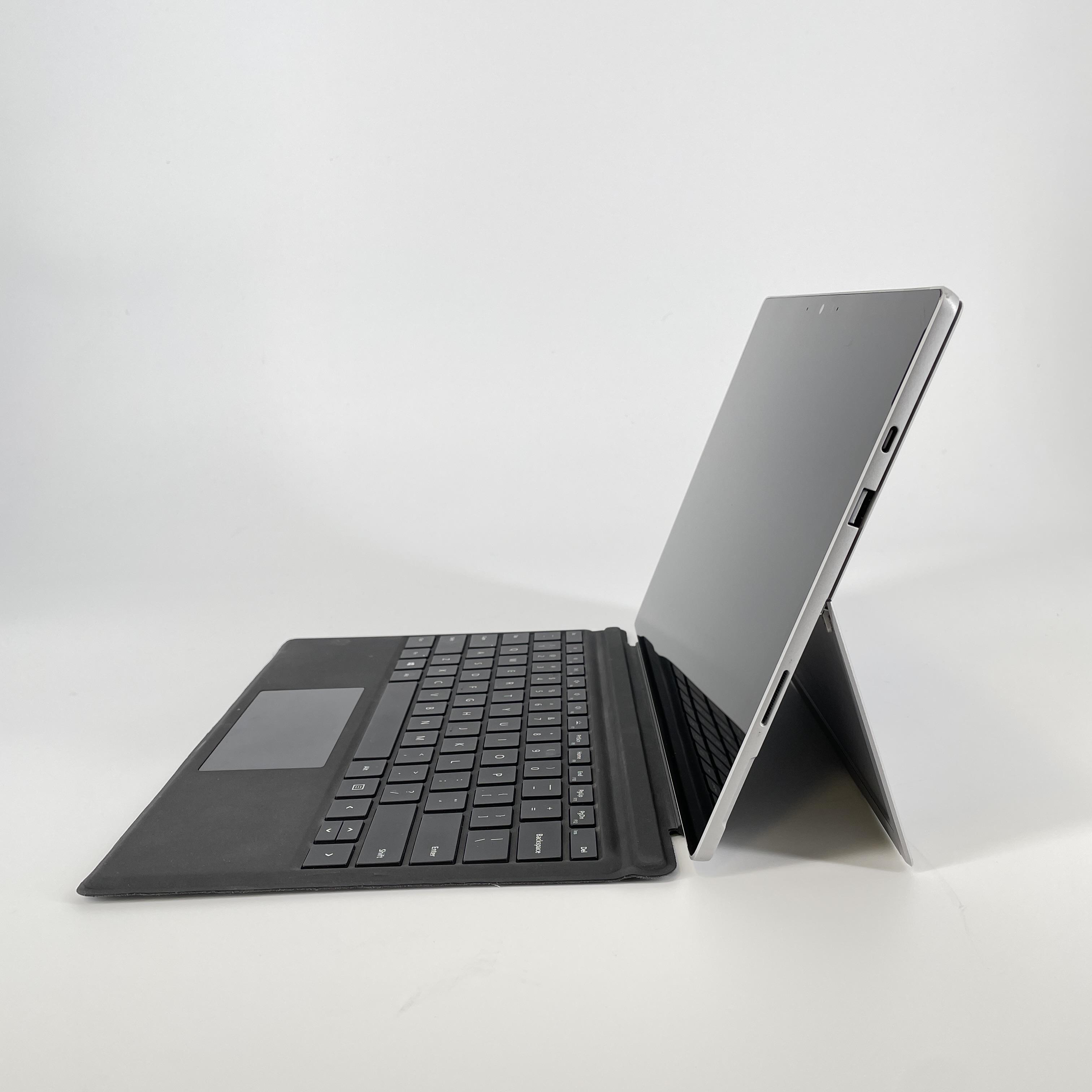 Microsoft Surface Pro 4 i5 256/8 gig