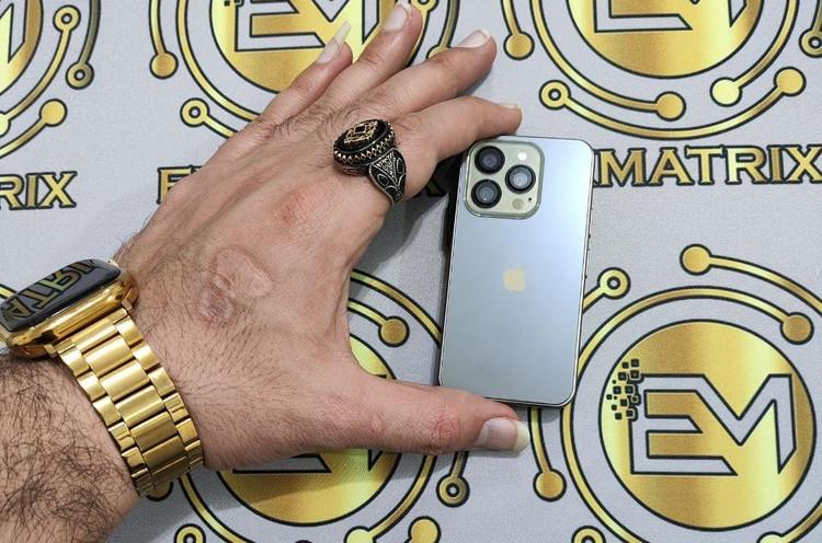 گوشی طرح آیفون 15 مینی مدل MK