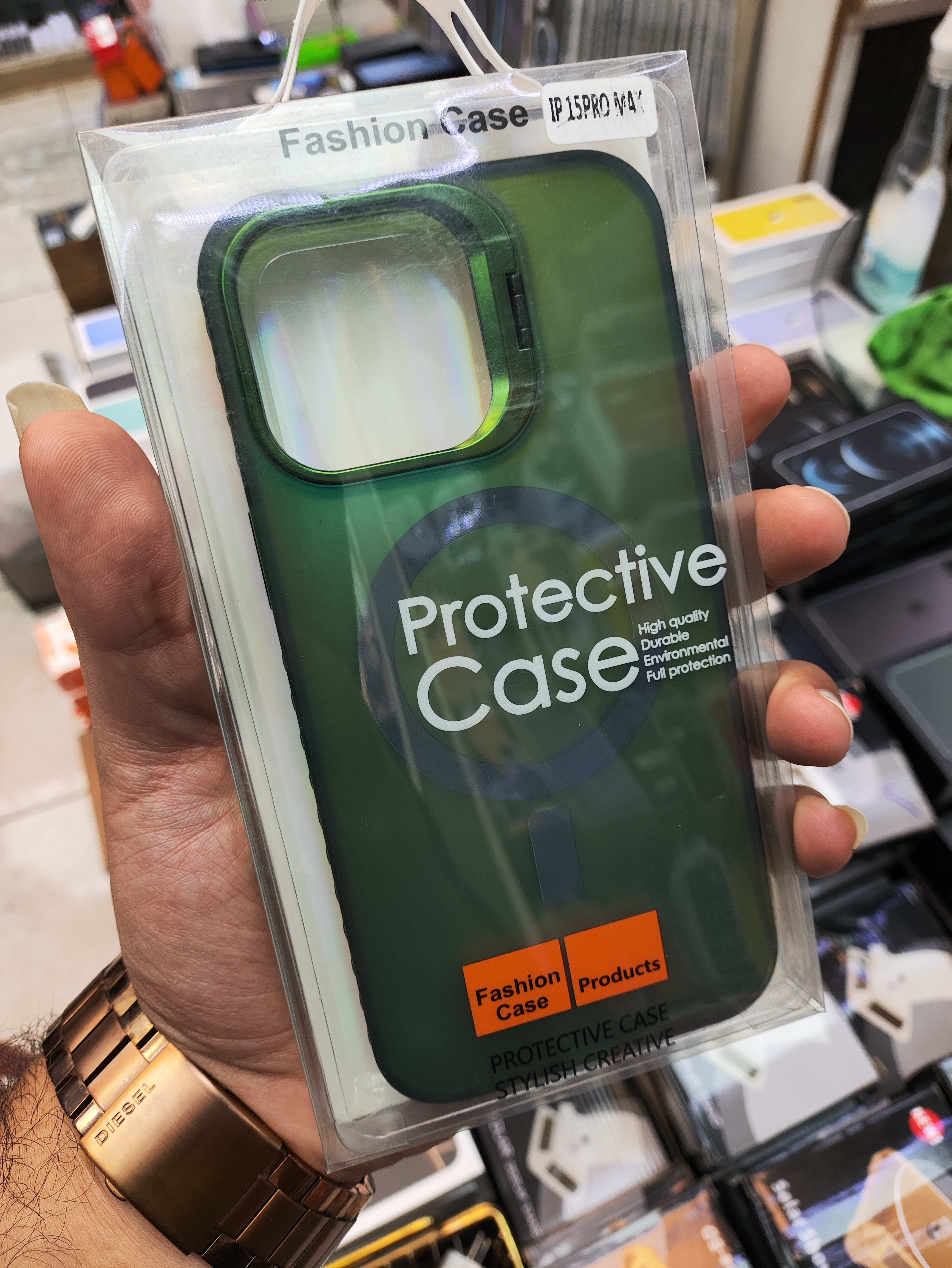 کاور مگ سیف Protective اپل مدل آیفون 16 پرو (Mag Safe) - اورجینال