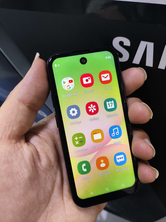 گوشی مینی Servo مدل Galexy A76 mini